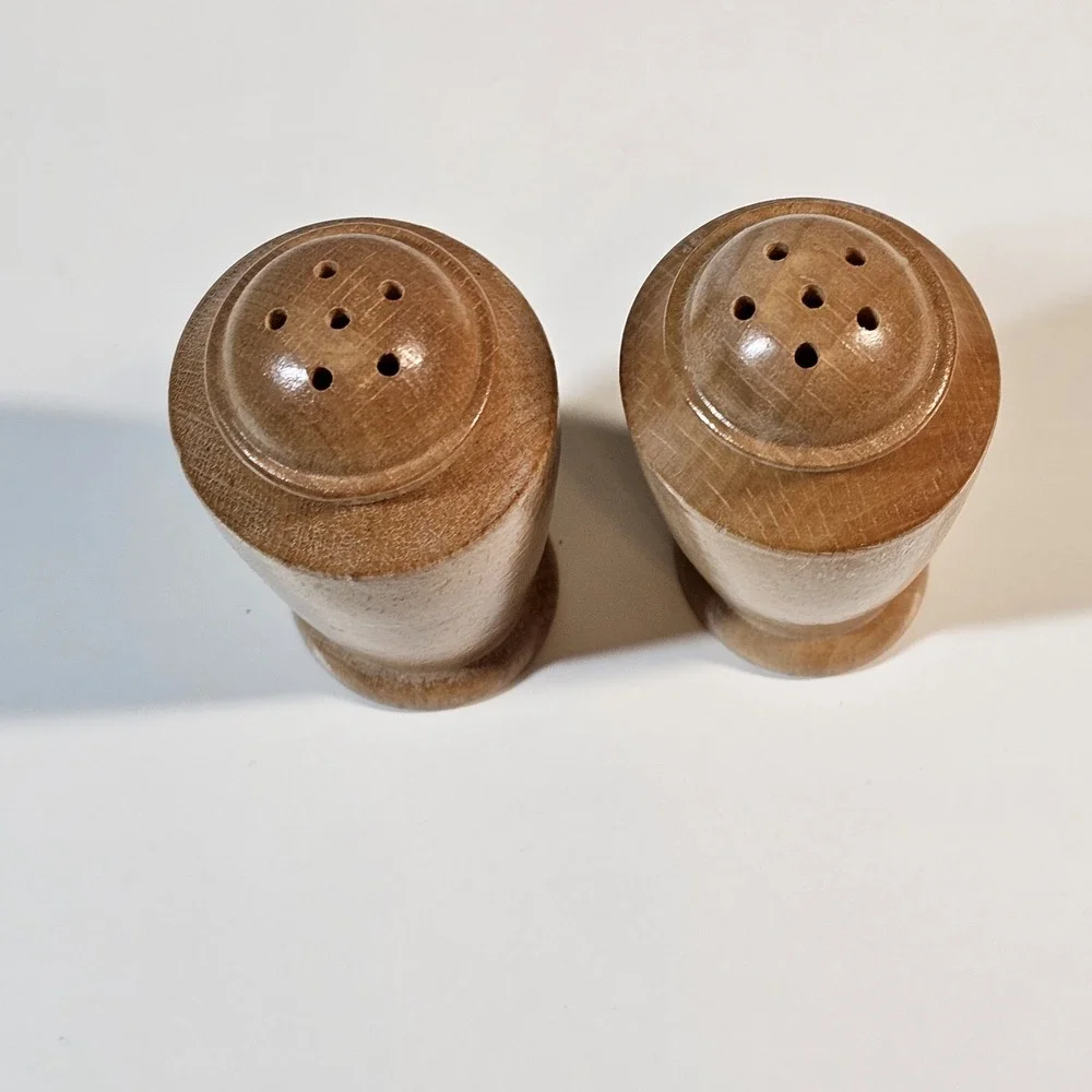 Wooden Vintage Turned Salt and Pepper Shakers Set Japan Minimalist Modern Simple
